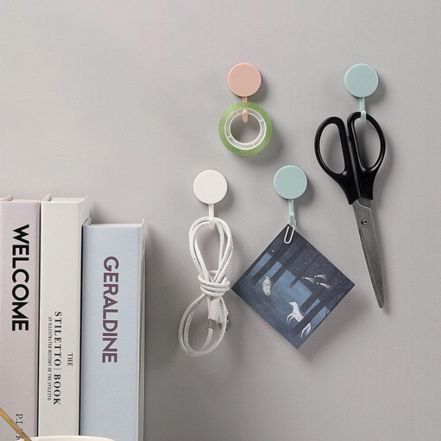 Sticky Round Hook (Pack of 16)