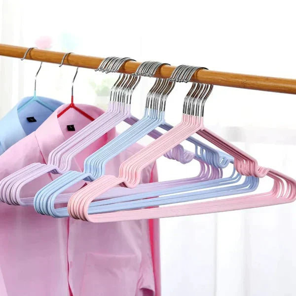 Non-Slip Metal Clothes Hanger